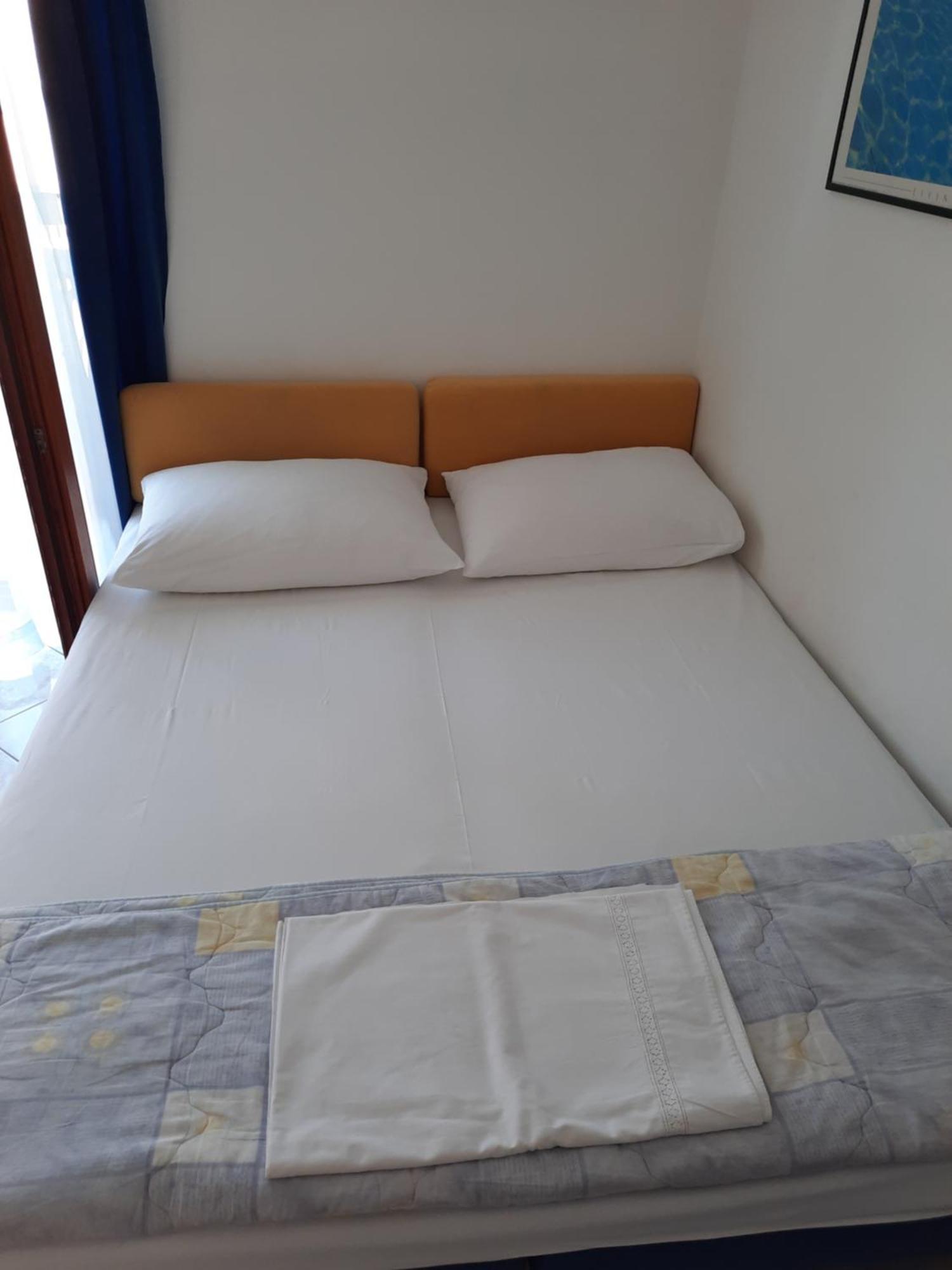 Apartmani Maver Sveti Filip i Jakov Ngoại thất bức ảnh