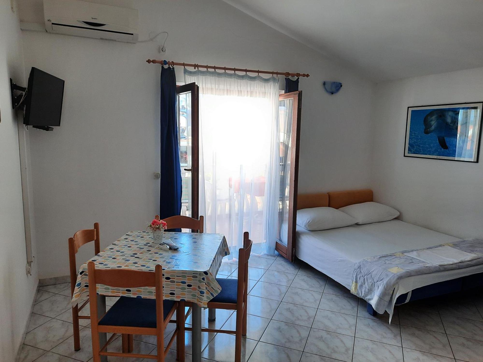 Apartmani Maver Sveti Filip i Jakov Ngoại thất bức ảnh